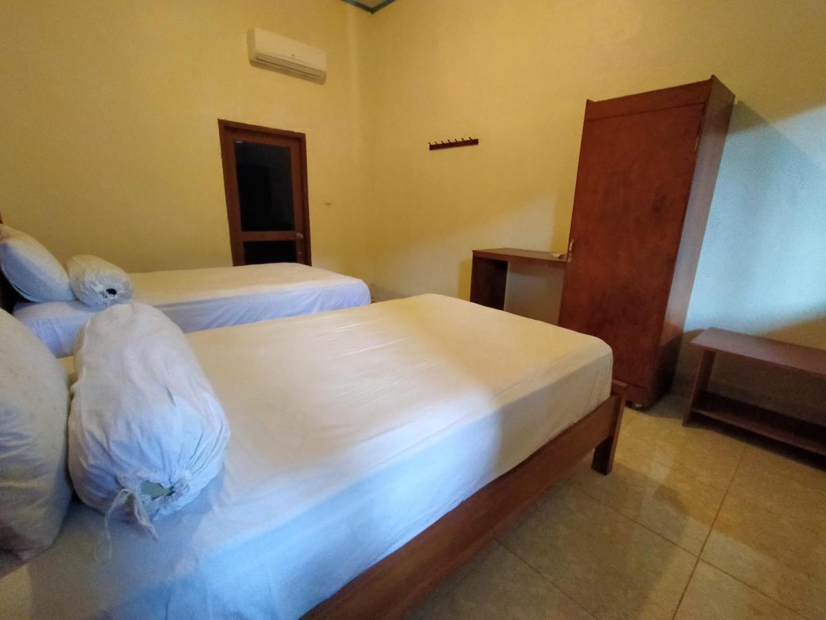Sari Laut * Gili Meno